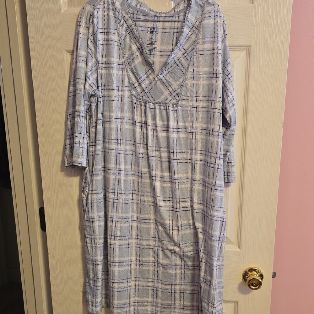 Croft‎ & Barrow Blue Plaid Nightgown